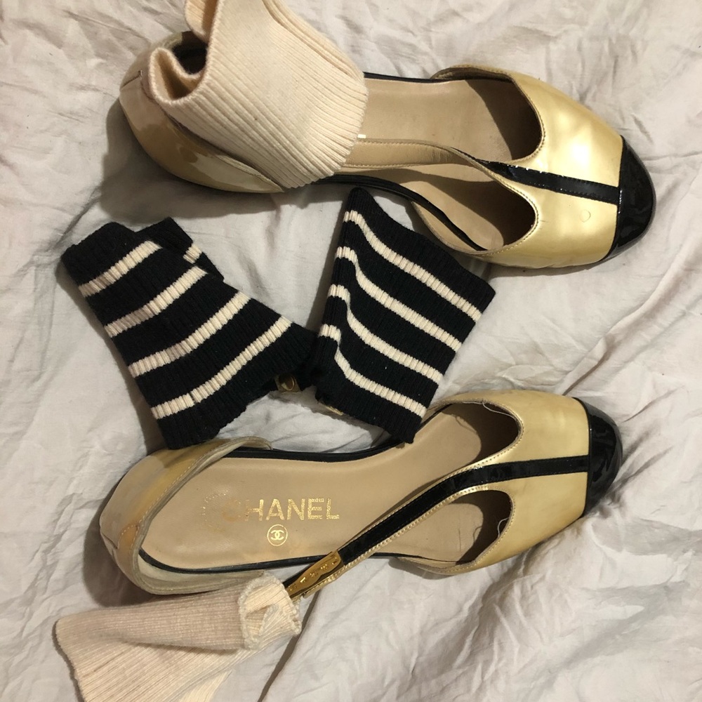 Authentic Chanel oxfords  w/ ankle removable sock!